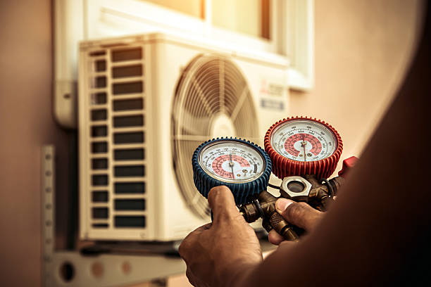 Professional Heat Pump Repair technician working in Parryville, PA